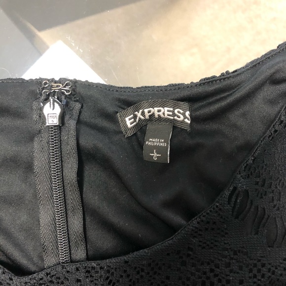 Express lace crop top - Picture 3 of 3